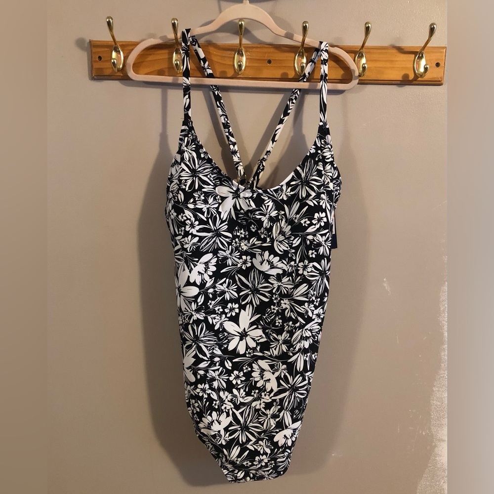 $15❤️Bundled Aqua Couture Swimsuit